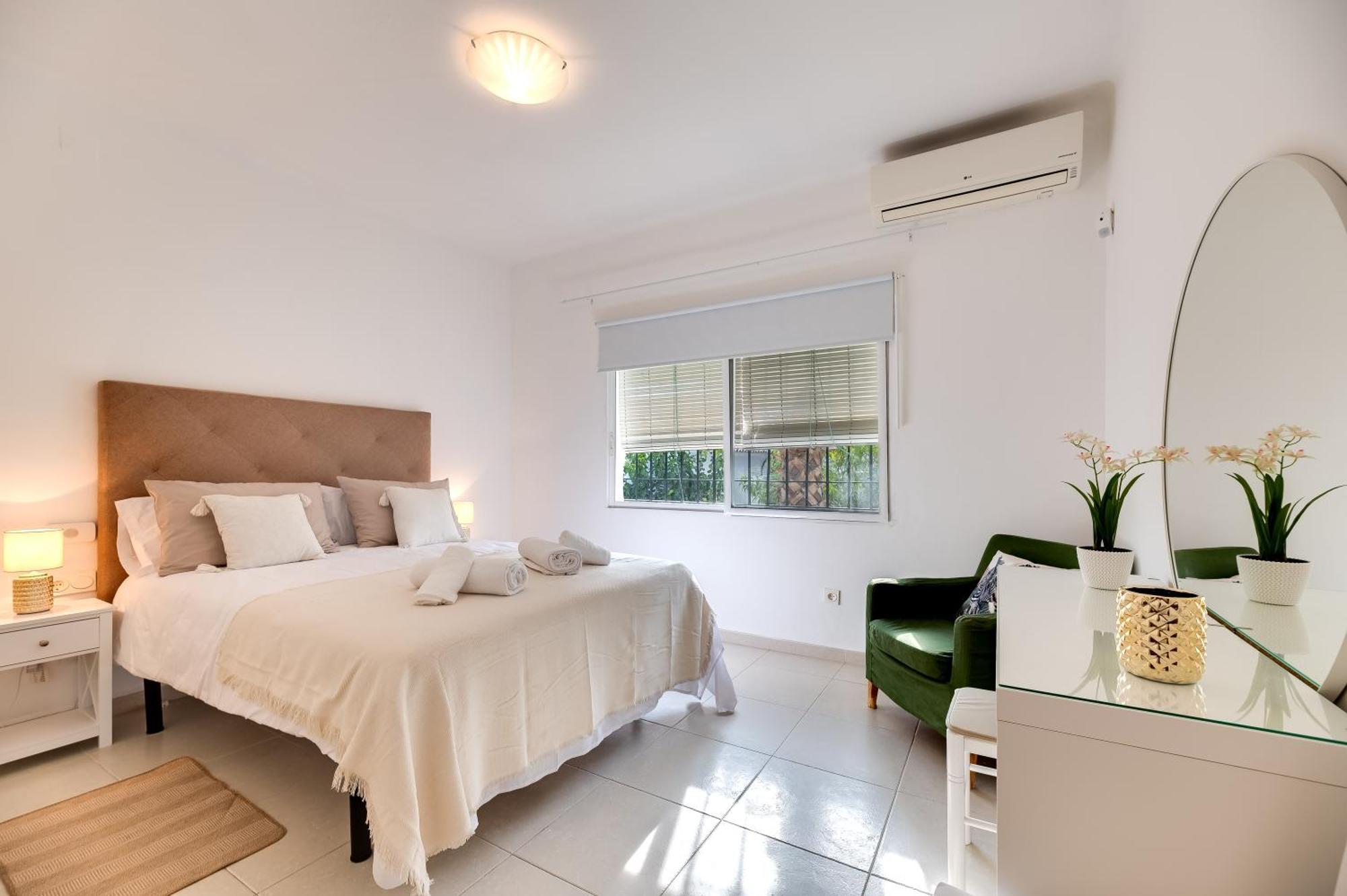 Vt Villa Carmelo 3Bdr Private Pool توريمولينوس المظهر الخارجي الصورة