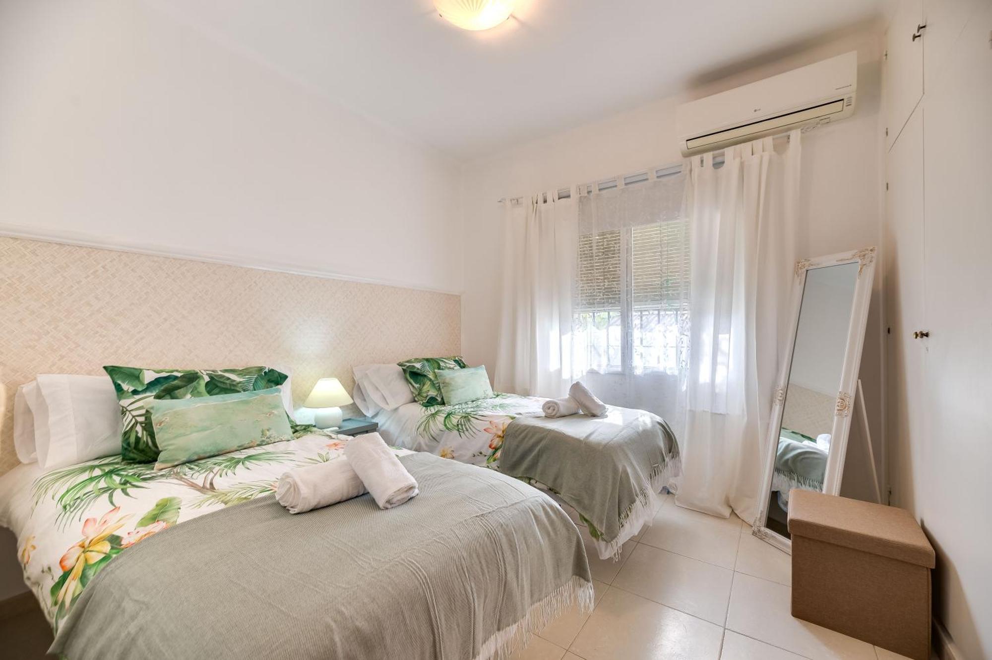 Vt Villa Carmelo 3Bdr Private Pool توريمولينوس المظهر الخارجي الصورة
